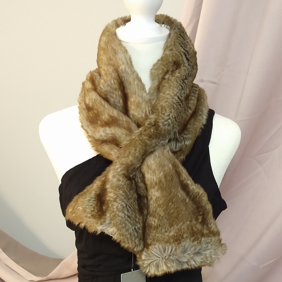 🎀SALE🎀 🆕Anthropologie🌷Faux Fur Scarf - Picture 14 of 15